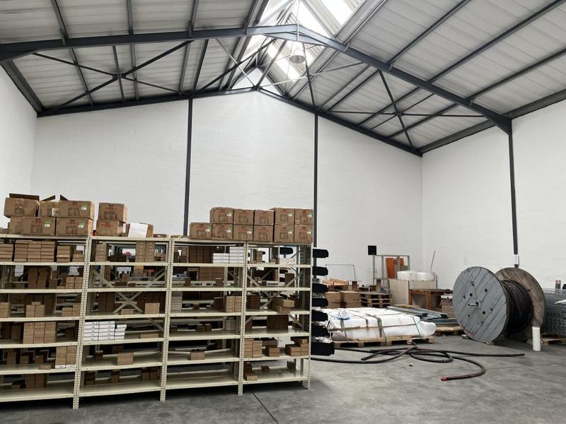 To Let commercial Property for Rent in Montague Gardens Western Cape